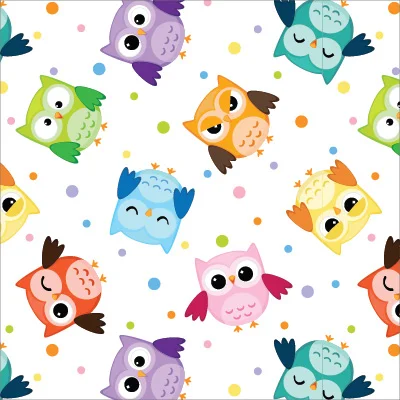 Цветни сови играят